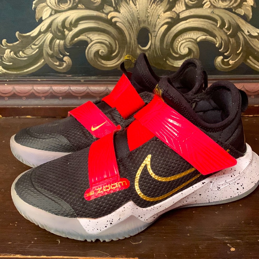 Nike Zoom Flight 4Y Black Sneakers